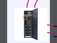 Cabinet de rack du serveur réseau